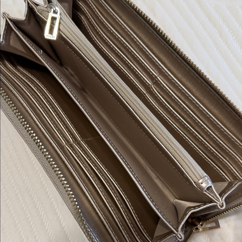 Guess wallet - Picture 4 of 5